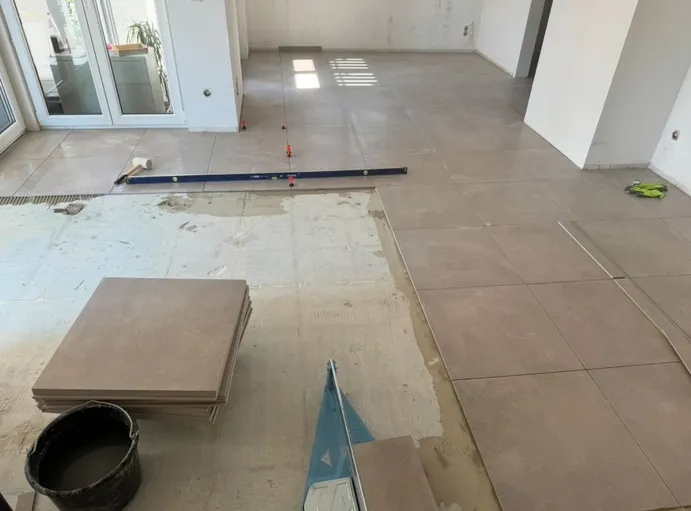 BESMIR QUPEVA - Fliesenlegermeister - Fliesen