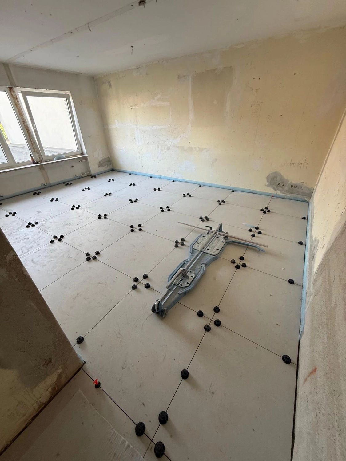 BESMIR QUPEVA - Fliesenlegermeister - Fliesen